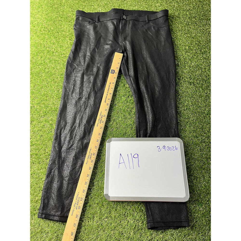 HUE‎ Black Leggings Size XL Metallic Shimmer